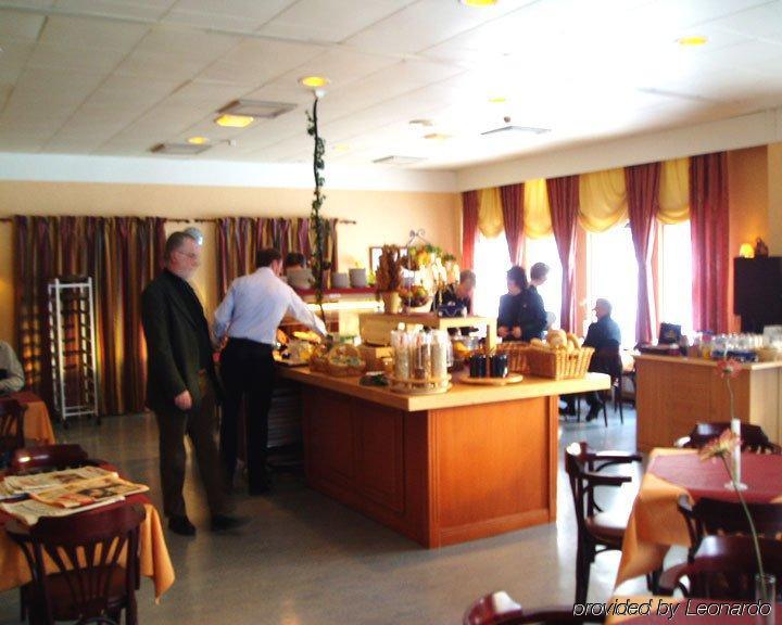 Karlskoga Hotell & Konferens Restaurante foto